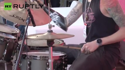 Amputee Drummer Jason Barnes Performs for Hundreds