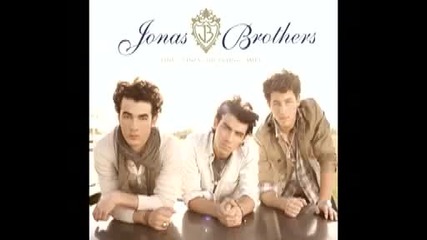 World War Iii - Jonas Brothers - Lines Vines and Trying Times - Hq Full Studio Recording 