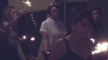 Becky G - Shower