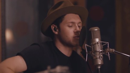 Niall Horan - Slow Hands ( Acoustic )