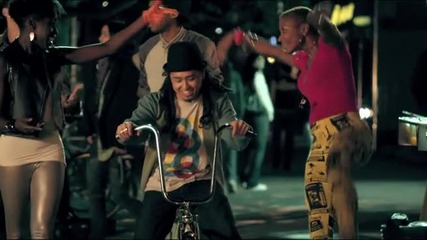 Nelly Furtado - Night Is Young * Перфектно Качество *