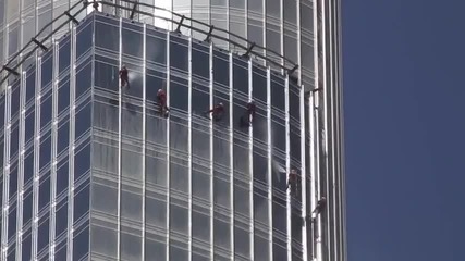 Дубай - Burj Dubai in - Window cleaning 