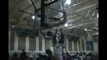 Eso Akunne Dunks Over 6 10 Guy 