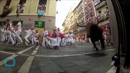 2 Injured, 1 Gored in Fast 2nd Pamplona Bull-run