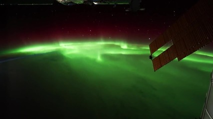 Сама в Нощта - Земята от Космоса