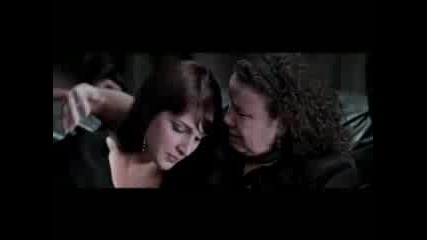 Daddy Yankee - Llamada De Emergencia (video Oficial)