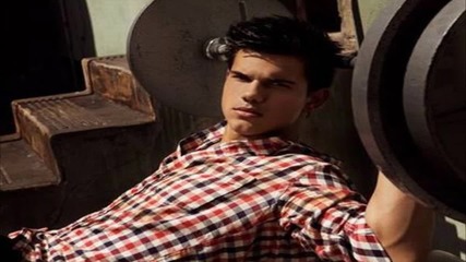 Taylor Lautner pictures