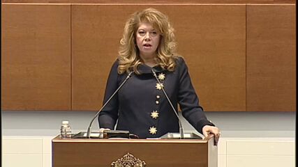 Илияна Йотова: Очаквам стабилно управление, подредена държава и истинско разделение на властите