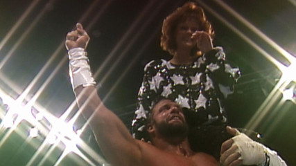 "Macho Man" Randy Savage and Miss Elizabeth reunite: WrestleMania VII