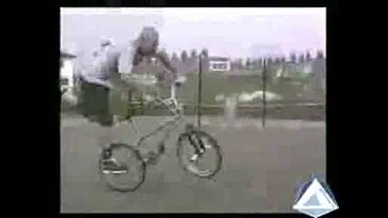 Chase Gouin Bmx Flatland.avi