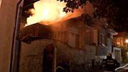 Изгоря къщата на планински спасител в Казанлък