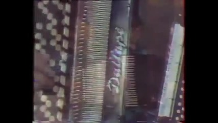 Lepa Brena i Slatki Greh - Mile Voli Disko