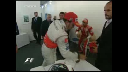 Fernando Alons Срещу Felipe Massa
