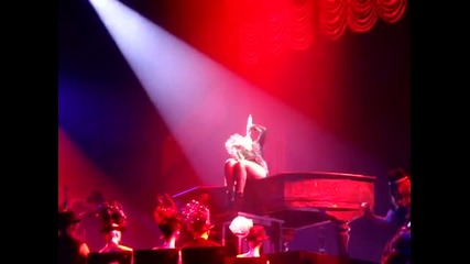 rihanna last girl on earth tour 2010 unfaithful and stupid in love 