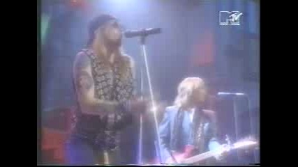 Tom Petty ft. Axl Rose - 1989