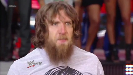 Daniel Bryan feels a painful message Wwe Raw 19.8.2013