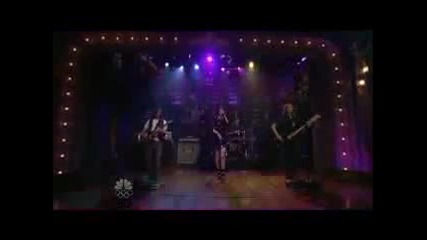 selena gomez performing naturally jimmy fallon show 02.12.2010 