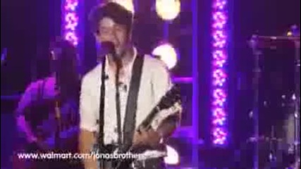 Jonas Brothers - Walmart Soundcheck Preview 