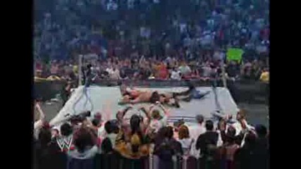 Brock Lesnar Прави Superflex на Big Show 