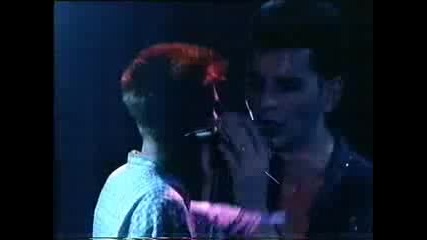 Depeche Mode - Everything Counts (live)