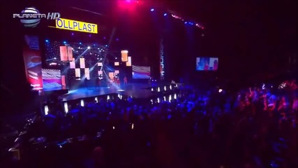Топ 7: Хитовете на Преслава за 2013