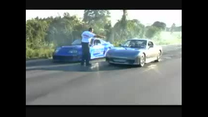 Mazda Rx7 vs Toyota Supra 