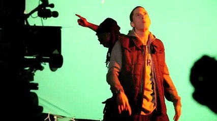 Lil Wayne - Drop The World ft Eminem ( Behind The Scenes)