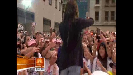 Miley Cyrus - Performing on the Today Show Part 1