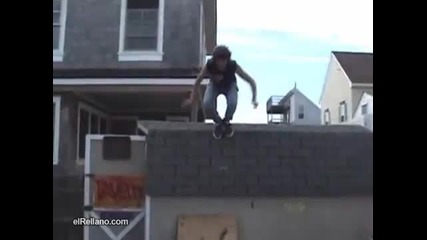 Скачане от покрива - Голям смях
