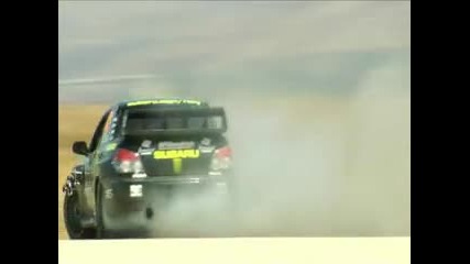 Дрифт със Subaru Impreza (hq)