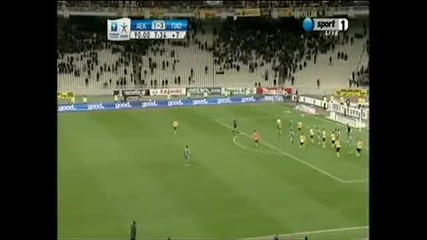 гол в последните секунди за Аек срещу Панатинайкос 