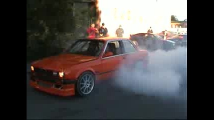 Swedish Bmw E30 325 Turbo Burnout - 600hp Orange Beast 