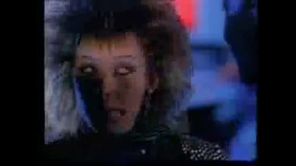 c.c.catch-strangers By Night