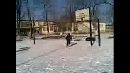 Ot S.iskra Momchetata Igraqt Futbol V Snega