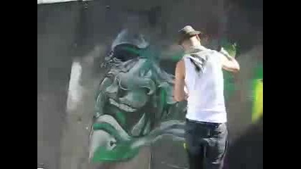 рисуване на графити - Time Lapse Graffiti
