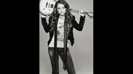 Miley-cyrus-nobodys-perfect[www.