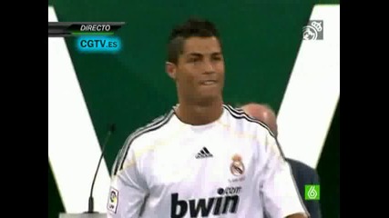 Представянето на Роналдо в Реал Мадрид пред 85 000 фенове [ Високо Качество]
