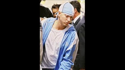 Eminem feat . Obie Trice - Defence