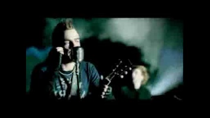 Three Days Grace - I Hate Everything About You