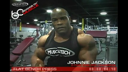 '60 Seconds on Muscle' - Flat Bench Press with Johnny Jackson