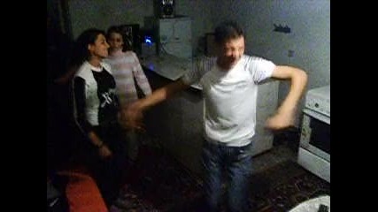 Анатоли - 2 Той пак подлудя (къщата на веселието) 