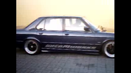 Tuned Bmw E28 - Dreamworks cartuning 
