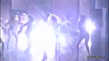 Lady Gaga - Bad Romance (live 2009) 