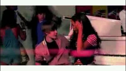 Justin Bieber - Eenie Meenie Official Video