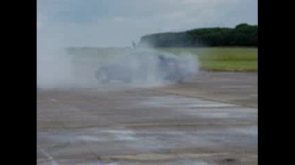 Bmw Alpina B8 E36 Doing Donuts Burnout