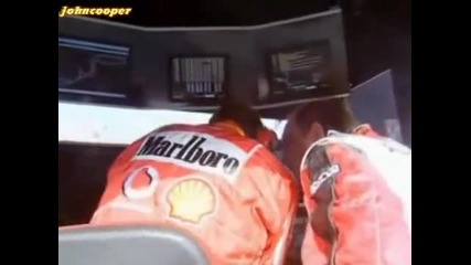 Kimi Raikkonen vs Michael Schumacher - F1 Japan 2005