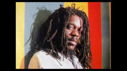 Dennis Brown - Love Light