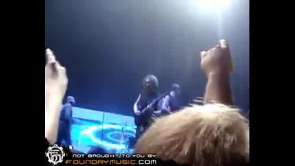 Killswitch Engage - Light In A Darkened World live in North Carolina 