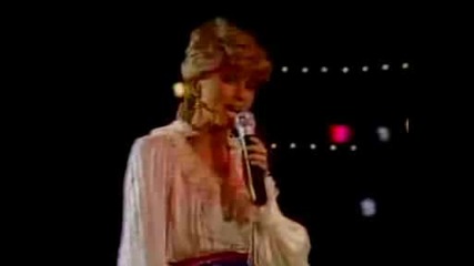 Olivia Newton John - Make a Move on Me - Solid Gold Live