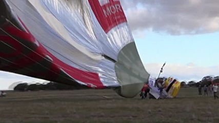 Australia: Russian balloonist sets world record for round-the-world trip